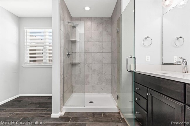 Building Photo - 4211 Kent Rd