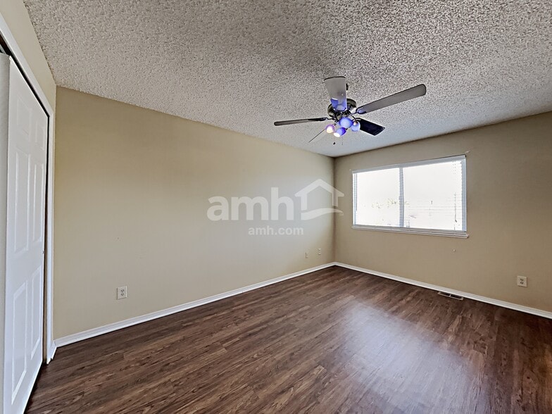 Building Photo - 6743 Fountain Ridge Cir