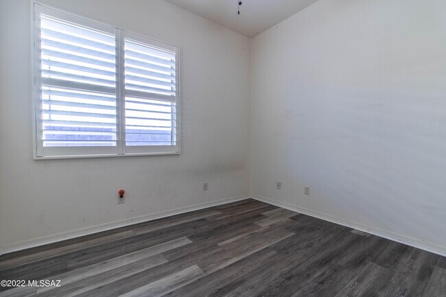 Building Photo - 11877 N Mesquite Hollow Dr