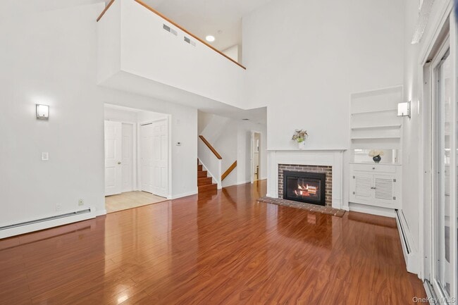 Building Photo - 11 Pondview Cl