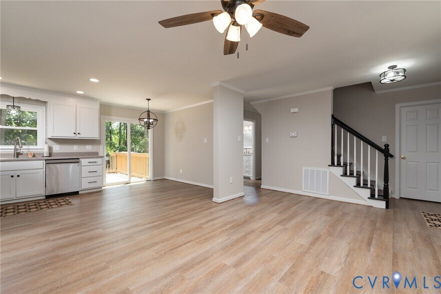 Building Photo - 3431 Castlebury Dr