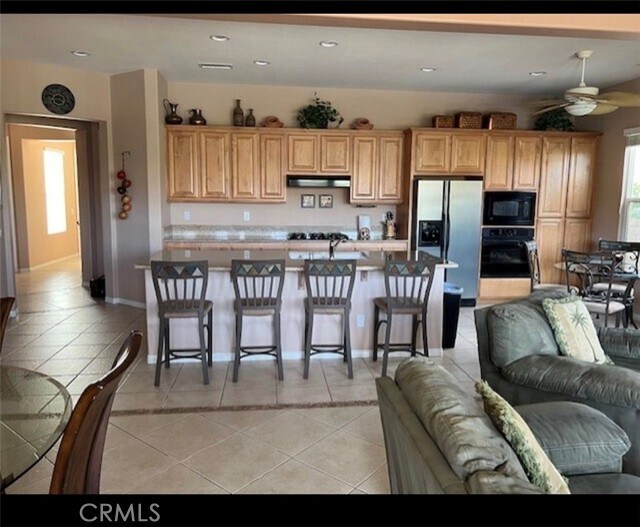 Building Photo - 111 Shoreline Dr