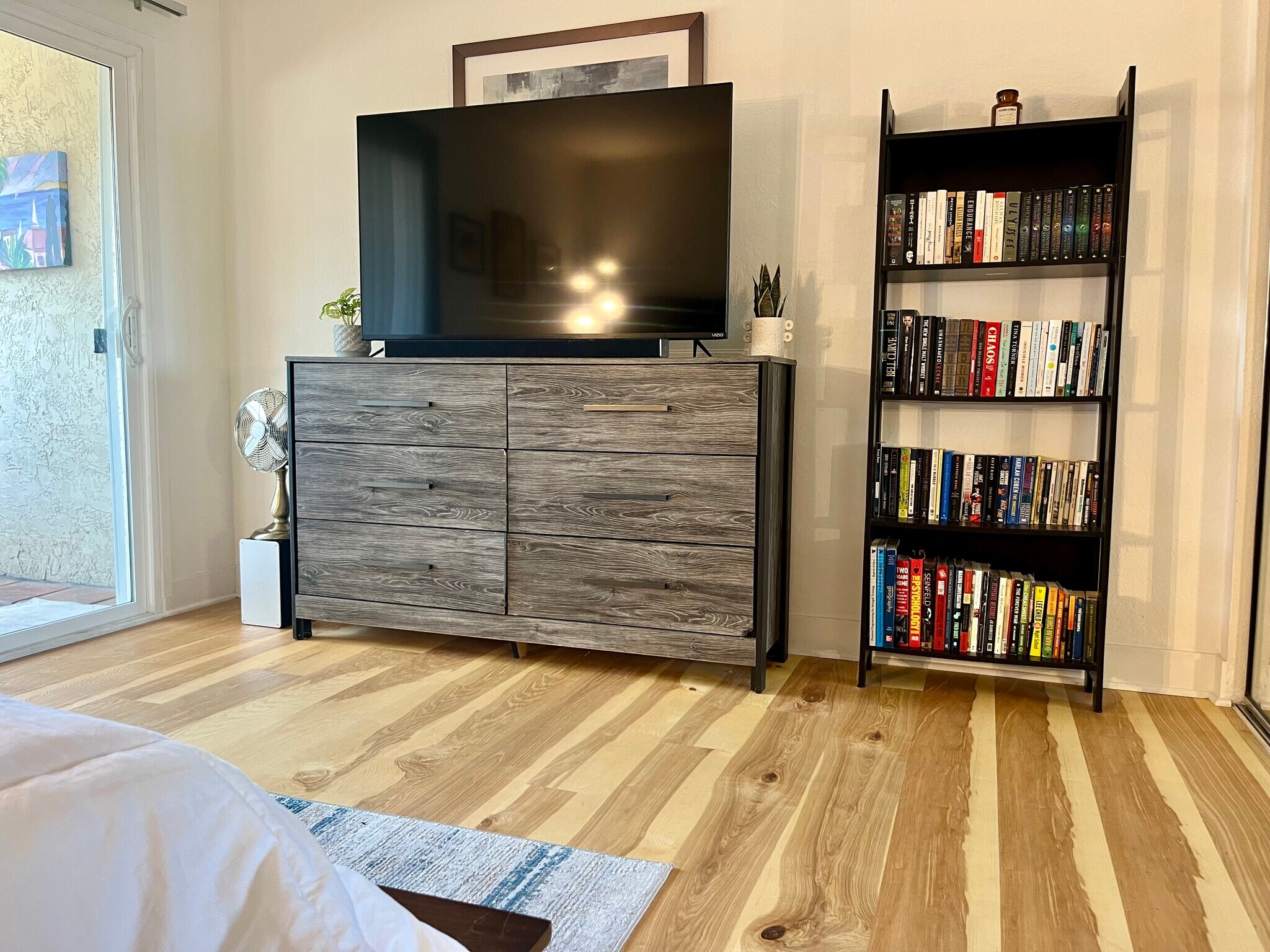 Building Photo - 1085 12th St