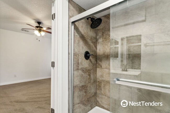 Building Photo - Great Amelia Island Location!