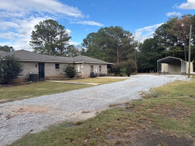 Building Photo - Spectacular