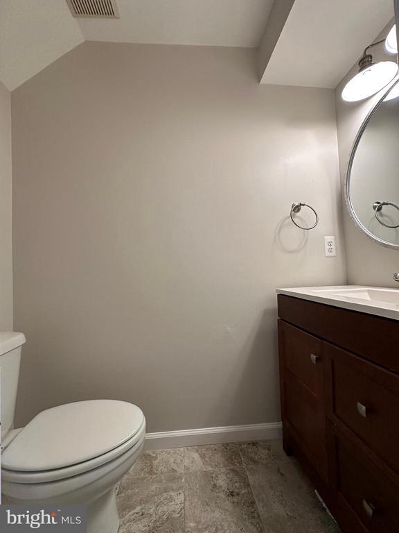 Building Photo - 5700 Medallion Ct