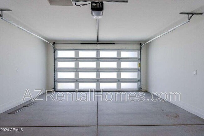 Building Photo - 34940 N Augite Way