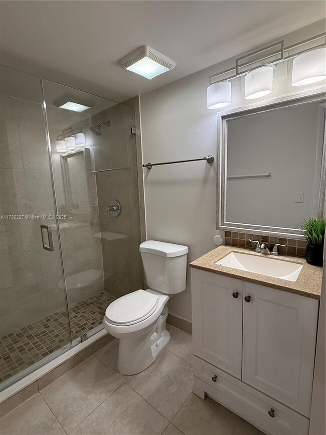 Building Photo - 8819 SW 130th Pl