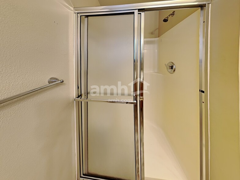 Building Photo - 37 Boardwalk Way