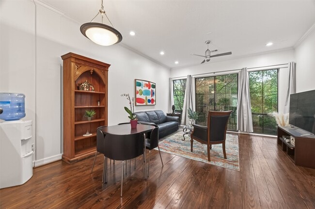 Building Photo - 118 McGowen St