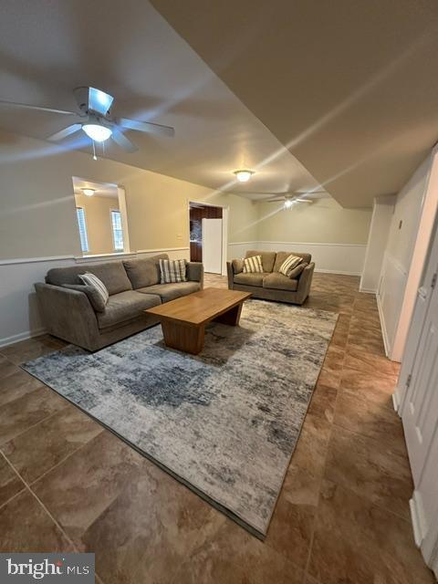 Building Photo - 11021 Naples Ct