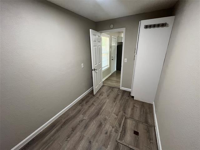 Building Photo - 9415 Musgrave Dr