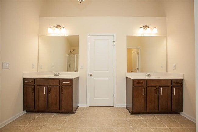 Building Photo - 6409 Panasa Ct