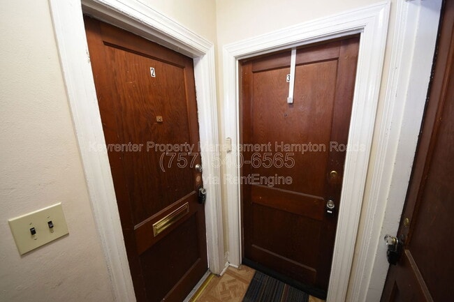 Building Photo - 101 Chesterfield Rd