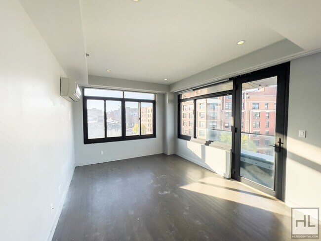 Building Photo - Bushwick Avenue