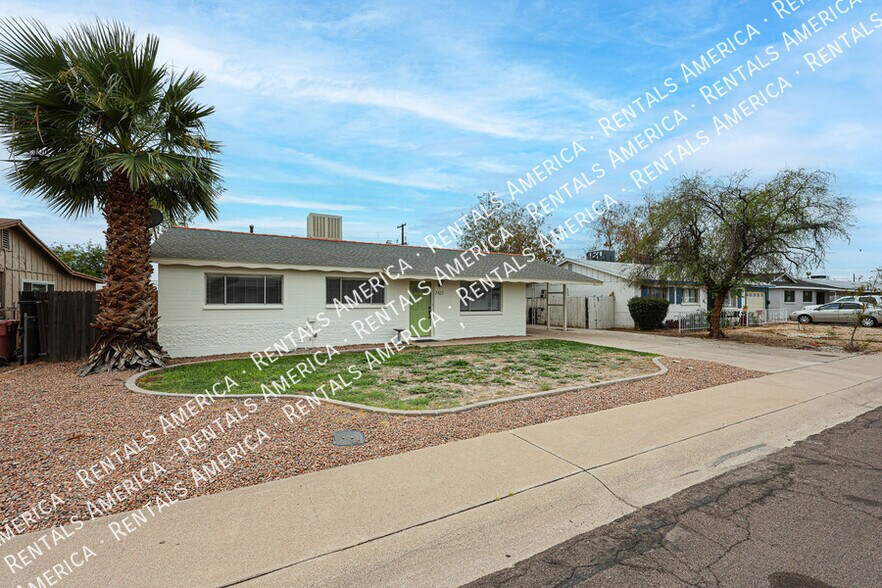 Building Photo - 7421 E Beatrice St