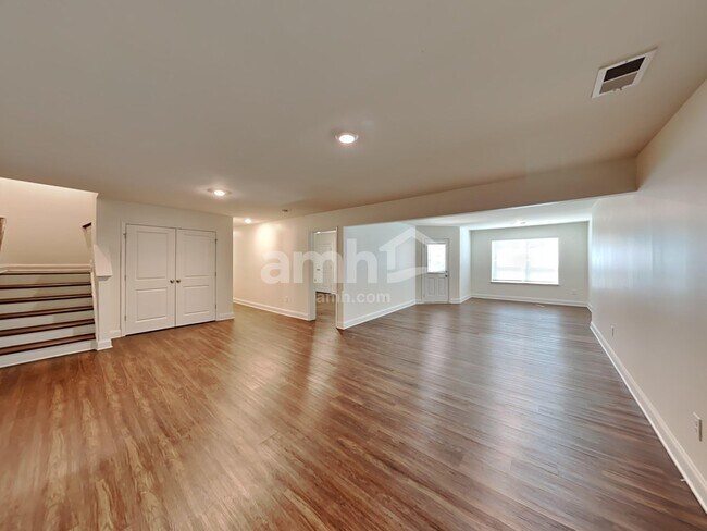 Building Photo - 2449 Napa Valley Dr