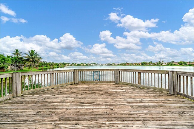 Building Photo - 13774 SW 124th Avenue Rd