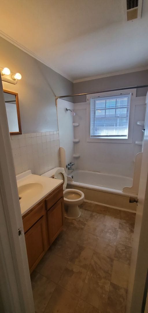 Building Photo - 200 High St