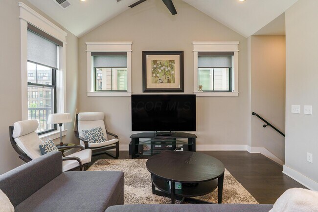 Building Photo - 1308 Forsythe Ave