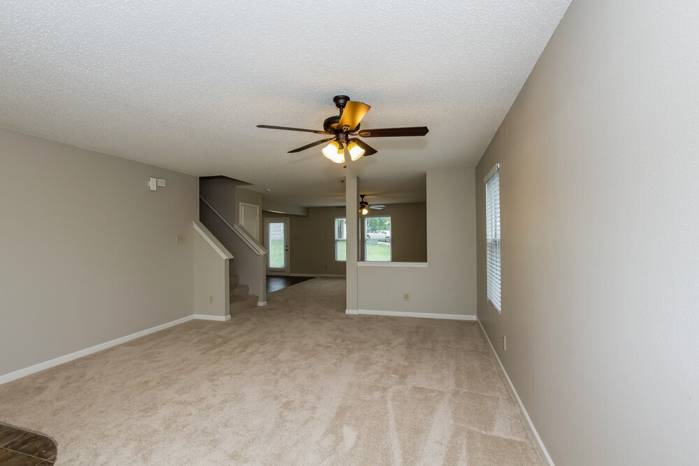 Building Photo - 7029 Maple Park Ln