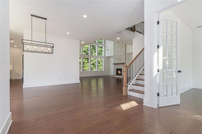 Building Photo - 7043 Foundry Dr