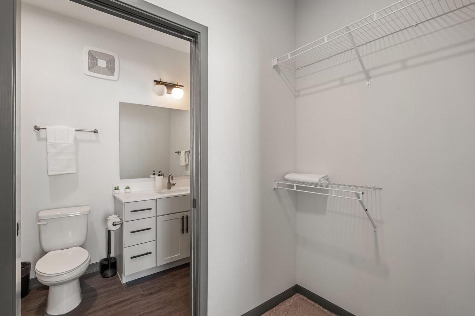 Building Photo - 6160 N Rural St