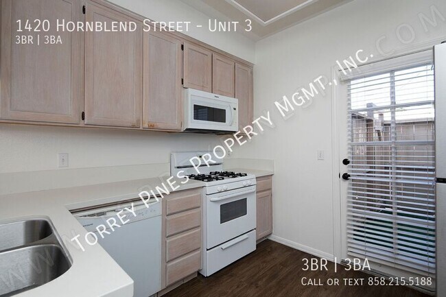 Building Photo - 1420 Hornblend St