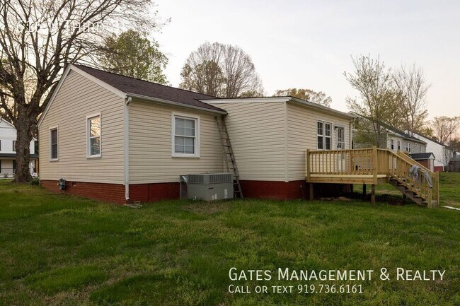 Building Photo - 616 N Third St-