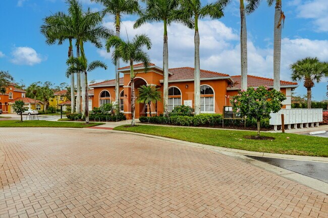 Building Photo - 12060 Lucca St