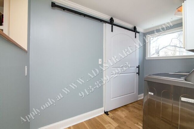 Building Photo - Beautiful Ranch Home in Brookside-Availabl...