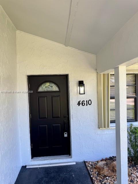 Building Photo - 4610 SW 134th Ave