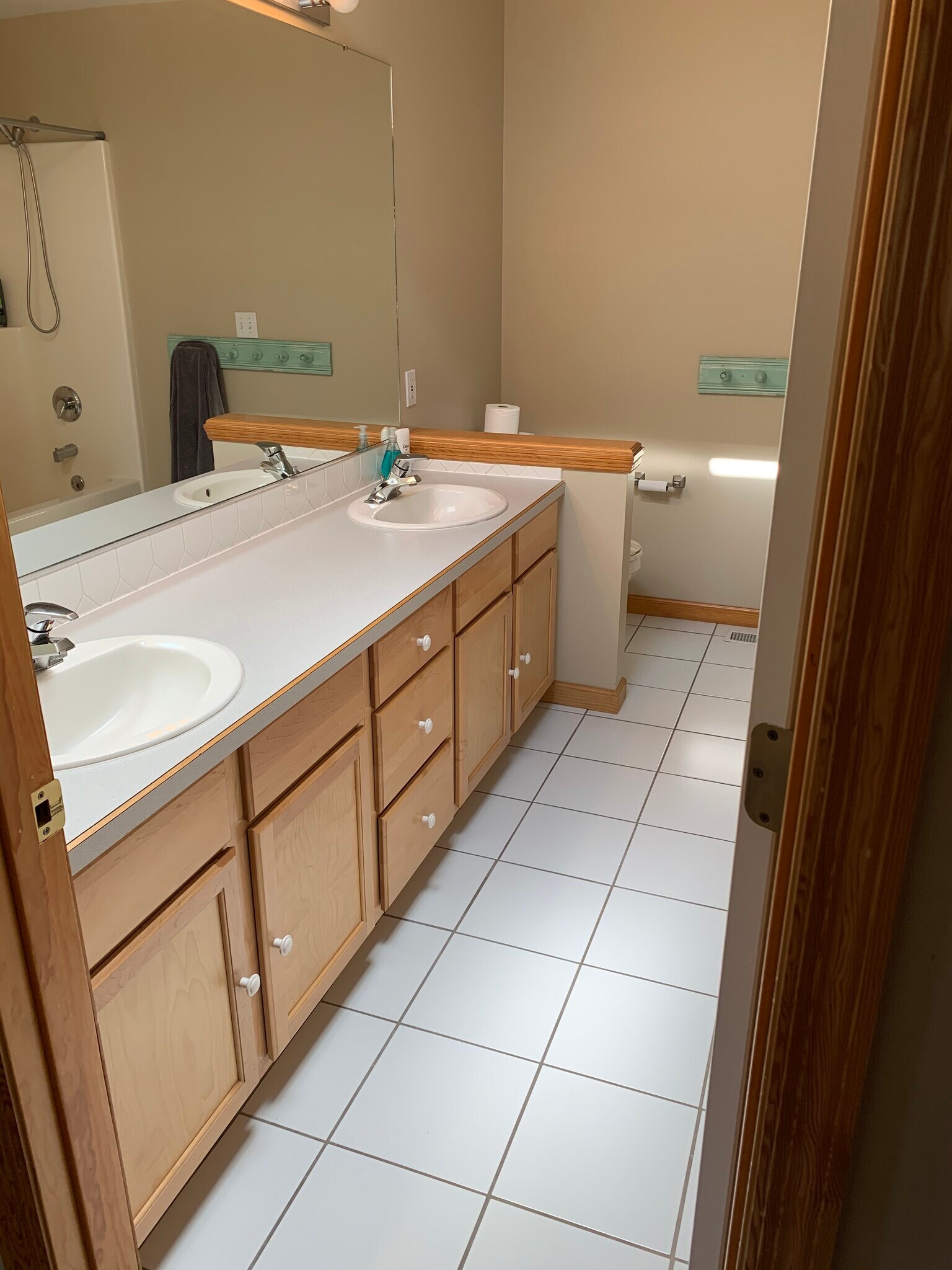 Building Photo - 7 Indian Paintbrush Dr