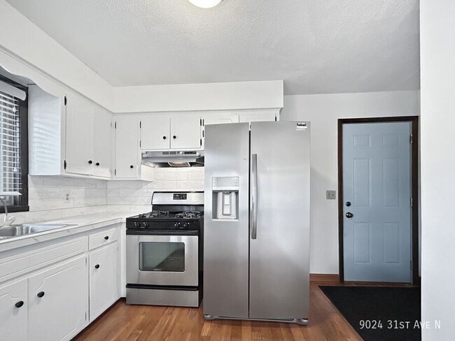 Building Photo - 9024 31st Ave N