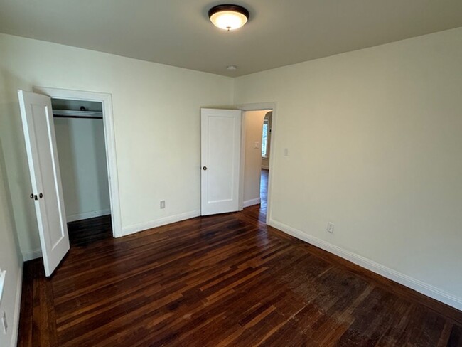 Building Photo - Lovely 3-Bedroom Vallejo Home with 1-Car G...