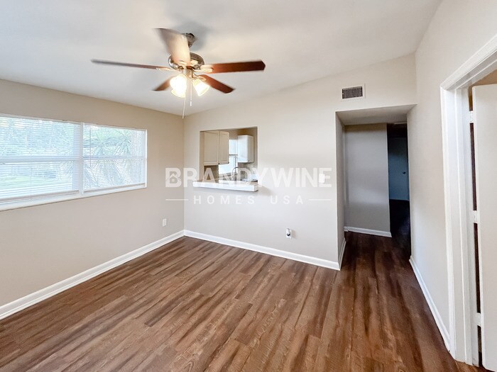 Building Photo - 922 Westgate Dr