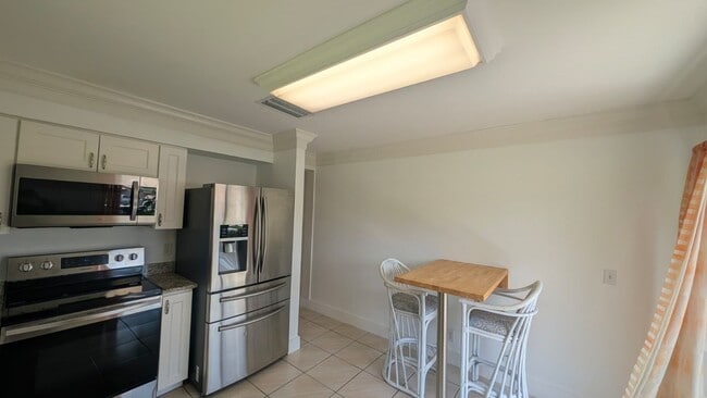 Building Photo - Beautifully Renovated 2BR/2BA Home in Martin Downs Golf Community – annual rental