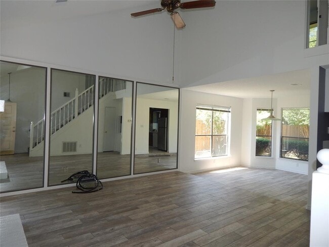Building Photo - 2503 Autrey Dr