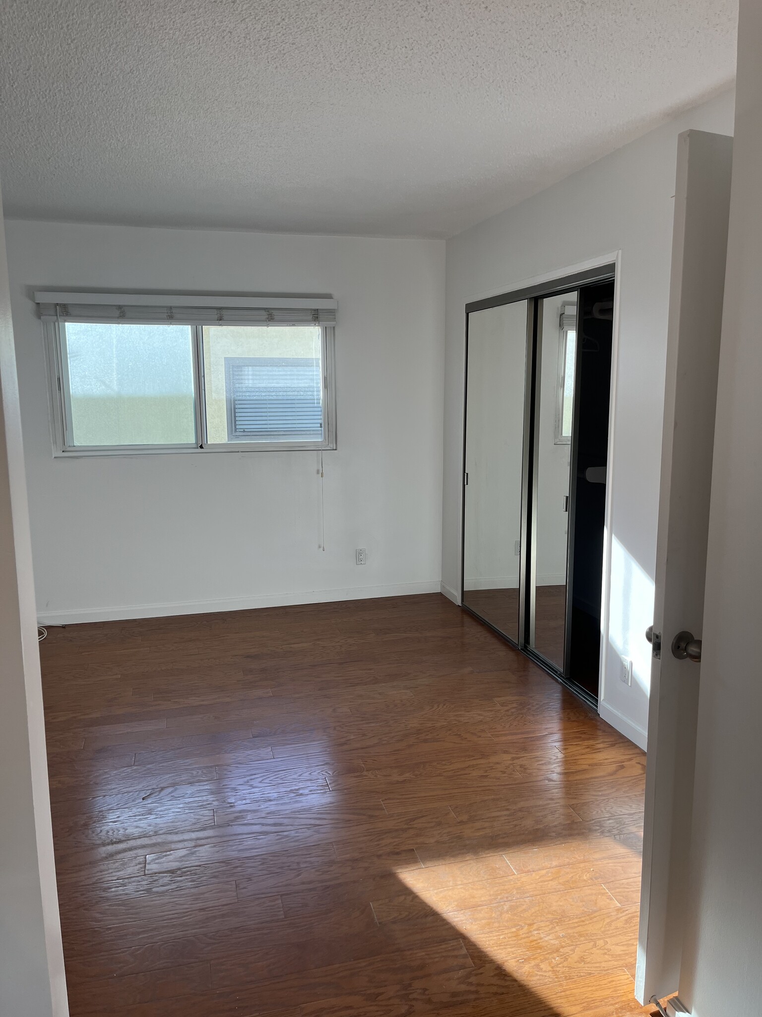 Building Photo - 8056 Redlands St