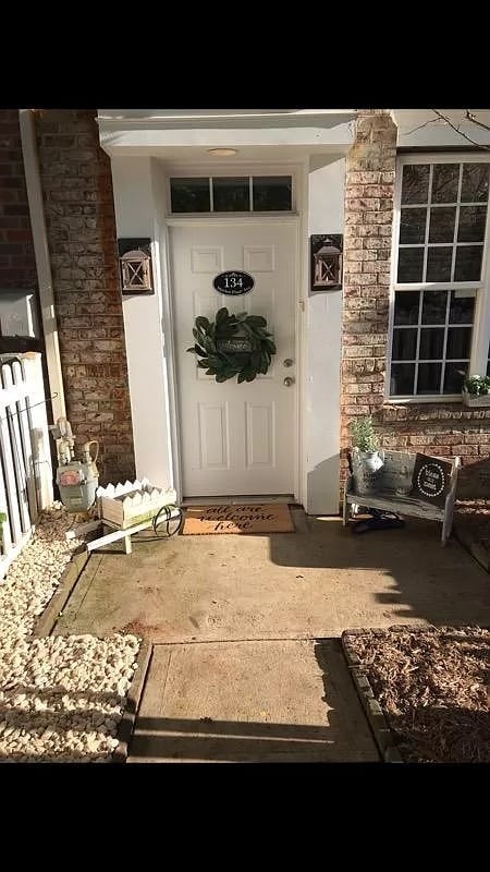 Building Photo - 134 Marketplace Ave