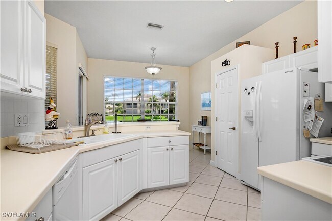 Building Photo - 2256 Island Cove Cir