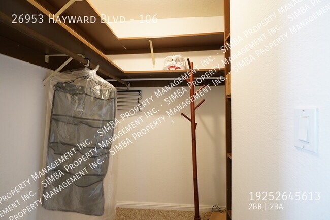 Building Photo - 26953 Hayward Blvd