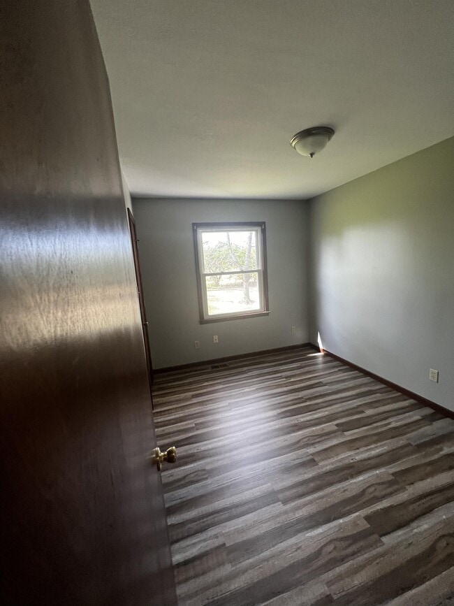 Building Photo - 2834 SE Glenside Ct