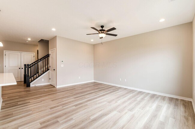 Building Photo - 5478 Dutch Ln