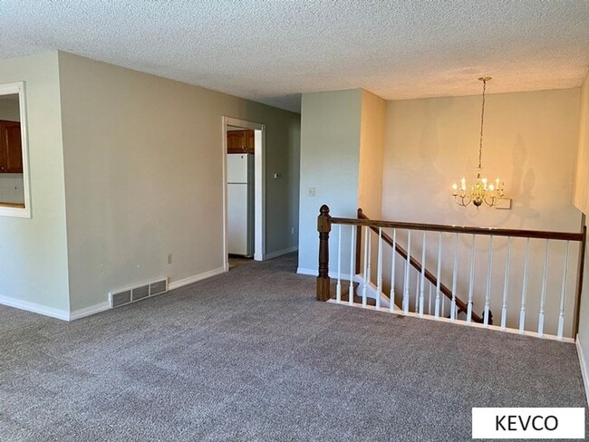 Building Photo - Wonderful Home in Campus West!