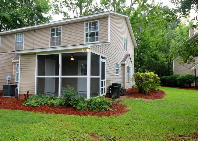 Building Photo - 104 Abbey Ct