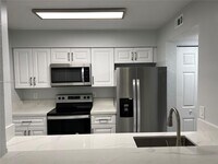 Building Photo - 2871 N Oakland Forest Dr