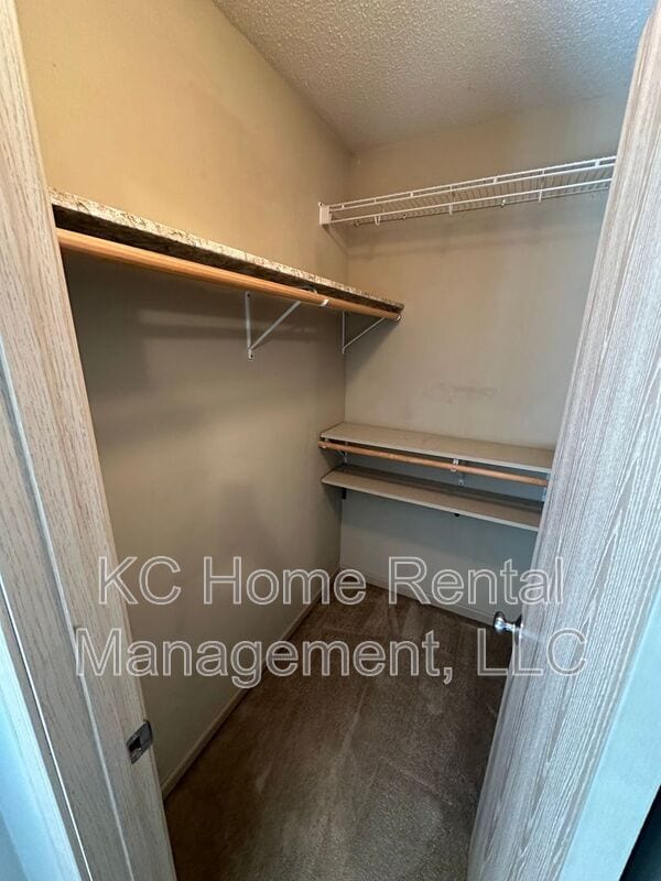 Building Photo - 4545 NE 83rd St