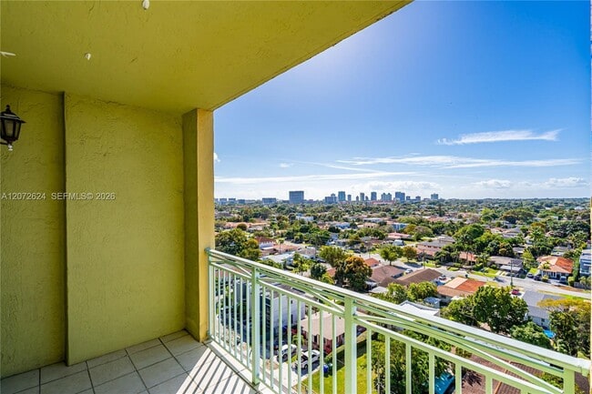 Building Photo - 3500 Coral Wy