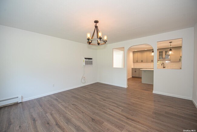 Building Photo - 22 Eastover Dr